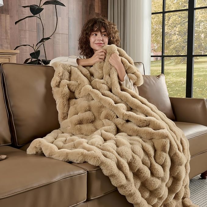Lotus Karen Faux Fur Blanket - Image 3