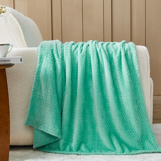 NEWCOSPLAY Super Soft Throw Blanket Aqua Premium Silky Flannel Fleece Leaves - Image 2