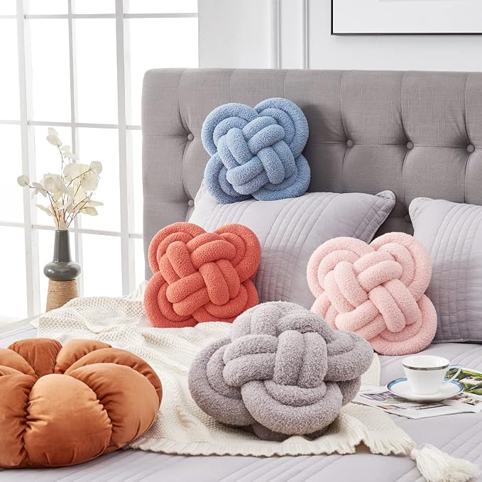 Xiashrk Knot Pillow Ball - Image 5
