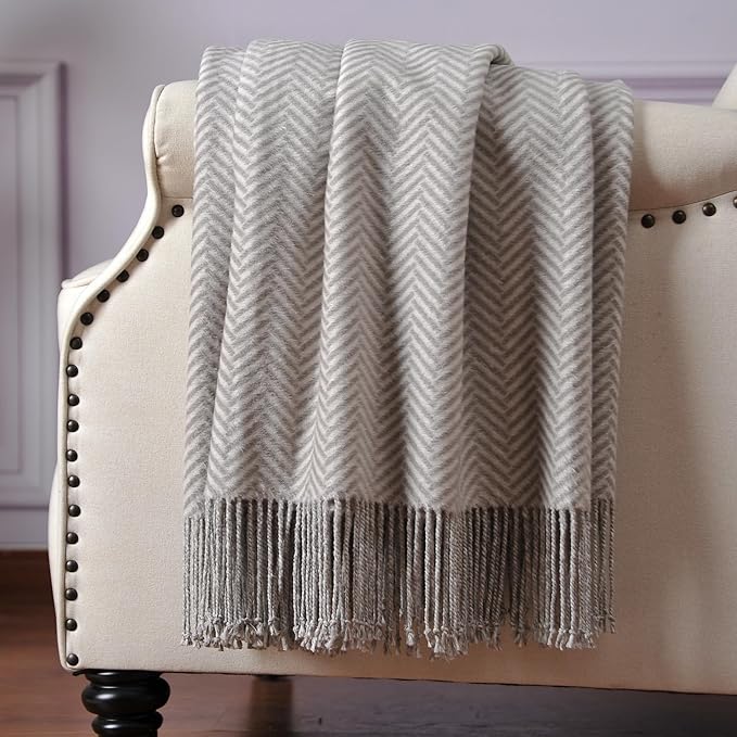 CUDDLE DREAMS Silk Throw Blanket by CUDDLEDREAMS