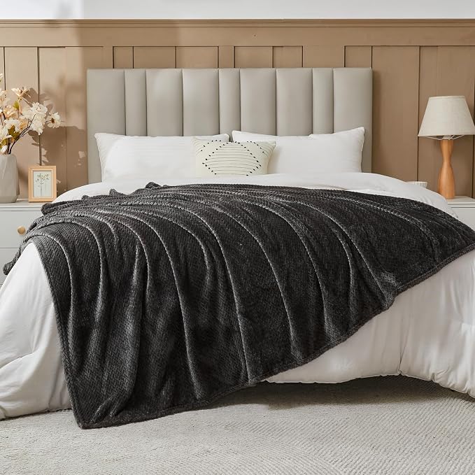NEWCOSPLAY Super Soft Throw Blanket Dark Grey Premium Silky Flannel Fleece - Image 4