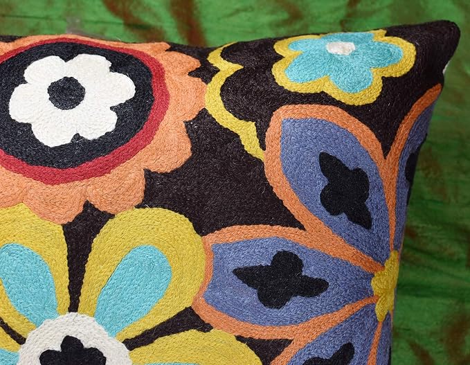 Modern Black Daisy Floral Pillow Cover Accent Flower Traditional Pillowcase - Image 7