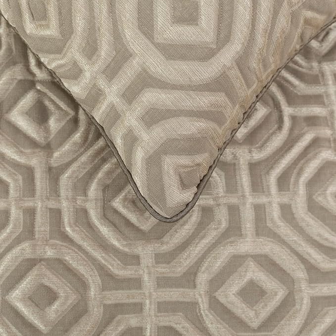 The HomeCentric King/Queen/Twin Beige Designer Full 68"x18" Bed Runner Without - Image 3