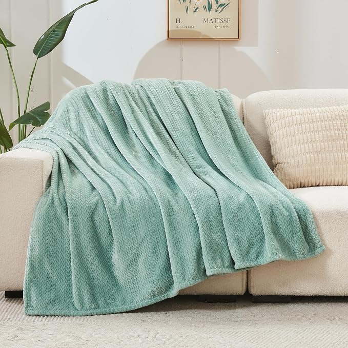 NEWCOSPLAY Super Soft Twin Blanket New Sage Green Premium Silky Flannel Fleece - Image 4