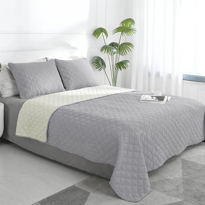 Easy-Going Queen Plus Size Reversible Quilt Set by Easy-Going