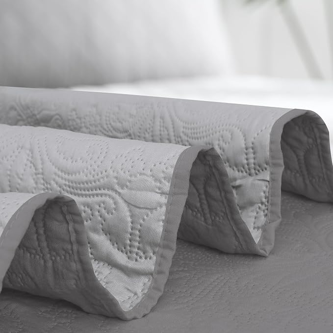 Easy-Going Full/Queen Size Reversible Quilt Set - Image 6