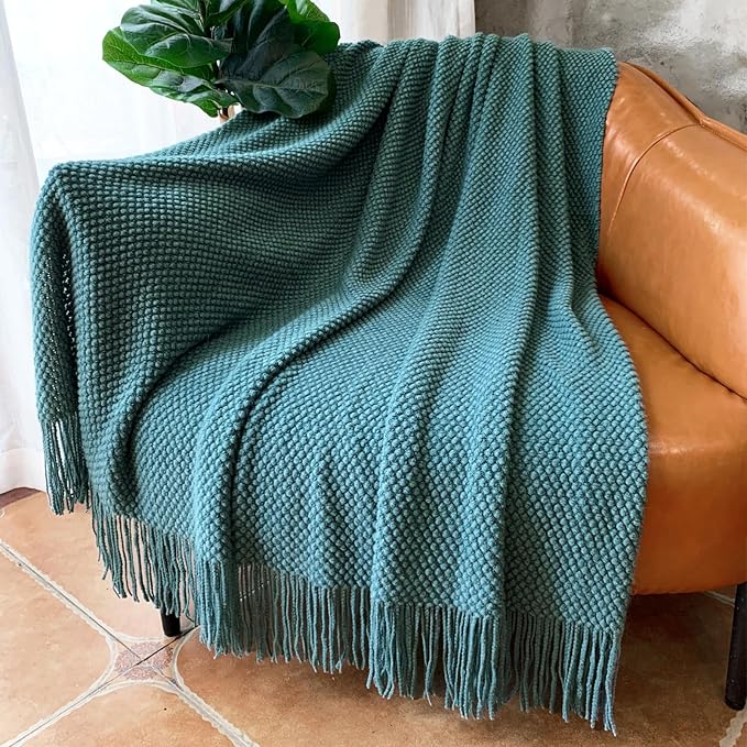LOMAO Knitted Throw Blanket by LOMAO