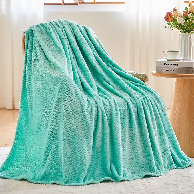 NEWCOSPLAY Super Soft Throw Blanket Aqua Premium Silky Flannel Fleece Leaves - Image 3