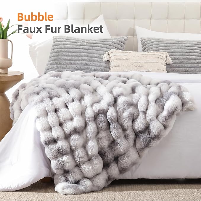 Smoofy Faux Fur Throw Blanket for Couch Rabbit Fleece - Image 2