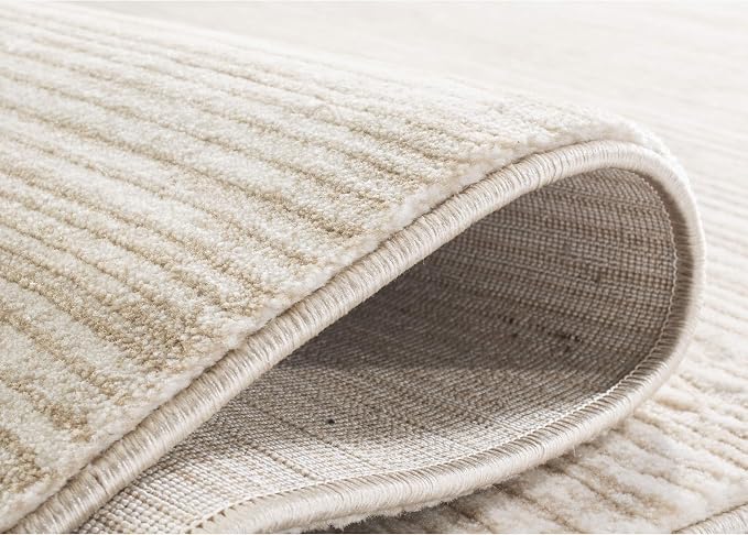 SAFAVIEH Vision Collection Area Rug - Image 5