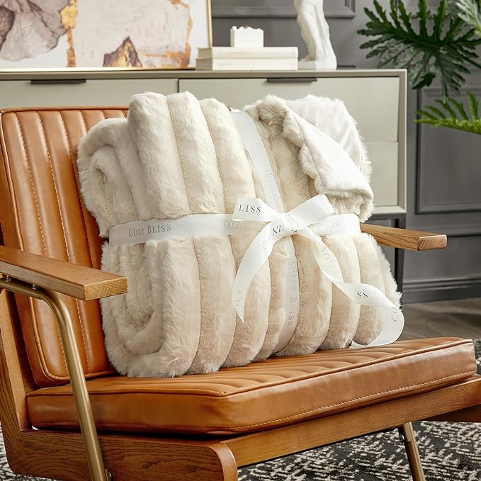 Cozy Bliss Faux Fur Throw Blanket - Image 3