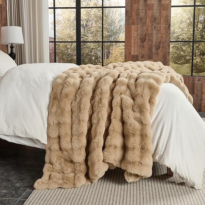 Lotus Karen Faux Fur Blanket - Image 4