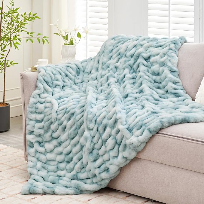 Ultra Soft Luxury Faux Fur Twin Blanket - Image 5