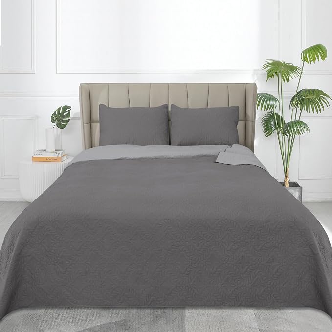 Easy-Going King Size Reversible Quilt Set - Image 2