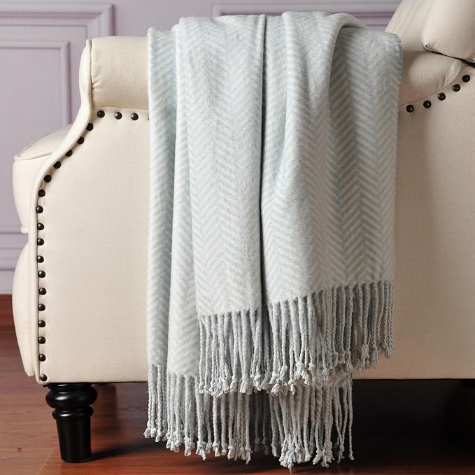 CUDDLE DREAMS Silk Throw Blanket by CUDDLEDREAMS