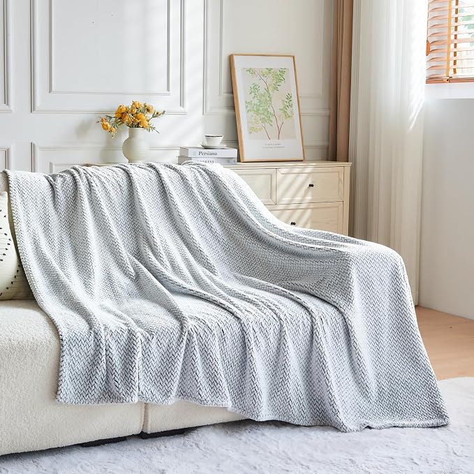 NEWCOSPLAY Super Soft Throw Blanket Frosty Dark Grey Premium Silky Flannel - Image 7