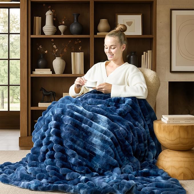 Cozy Bliss Faux Fur Throw Blanket - Image 5