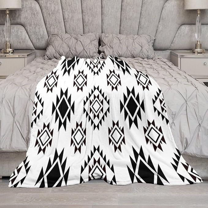 Boho Throw Blanket, Vintage Tribal Aztec Printed Flannel Blanket - Image 7