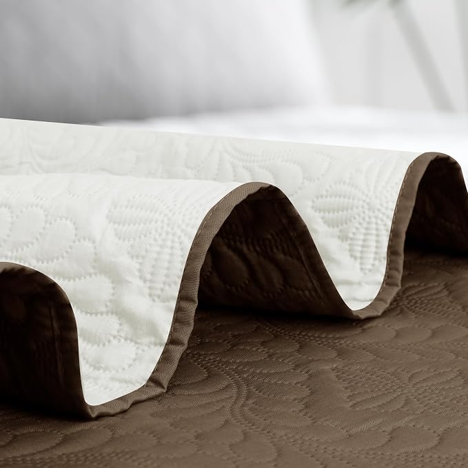Easy-Going King Size Reversible Quilt Set - Image 6
