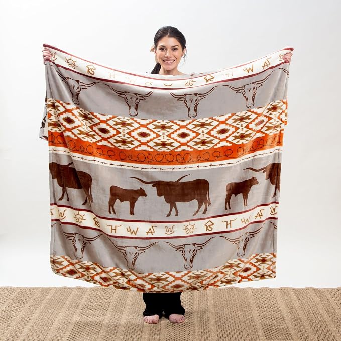 CARSTENS, INC. Ultra Premium Super Soft Plush Sherpa Fleece Oversized Throw - Image 2