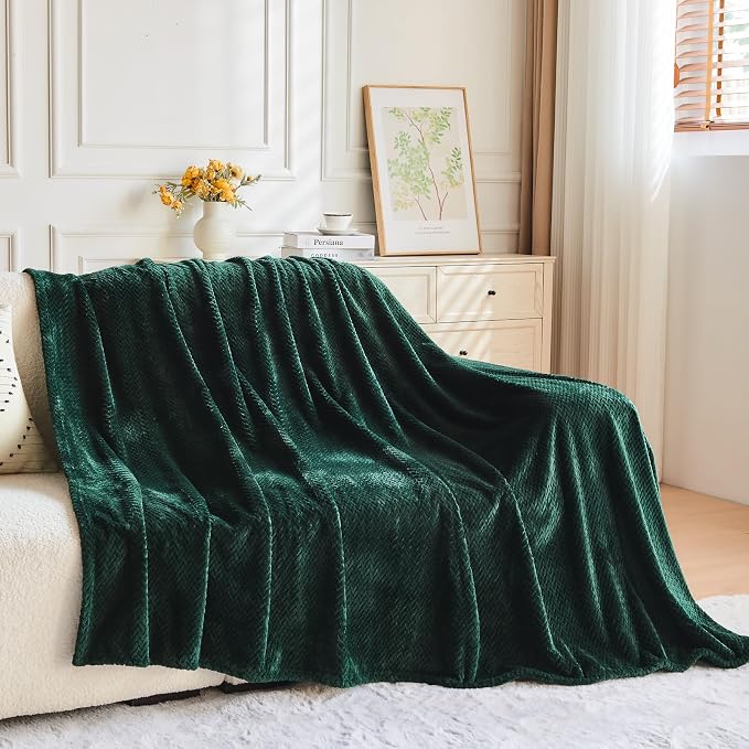 NEWCOSPLAY Super Soft Twin Blanket Forest Green Premium Silky Flannel Fleece - Image 7