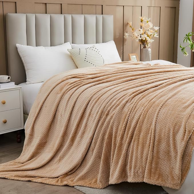 NEWCOSPLAY Super Soft Twin Blanket Brown Premium Silky Flannel Fleece Leaves - Image 9