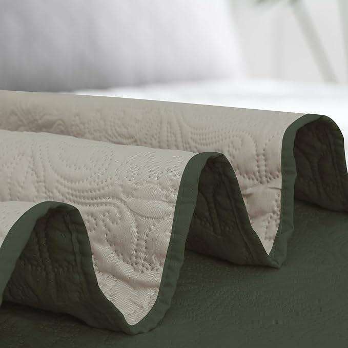 Easy-Going Full/Queen Size Reversible Quilt Set - Image 6
