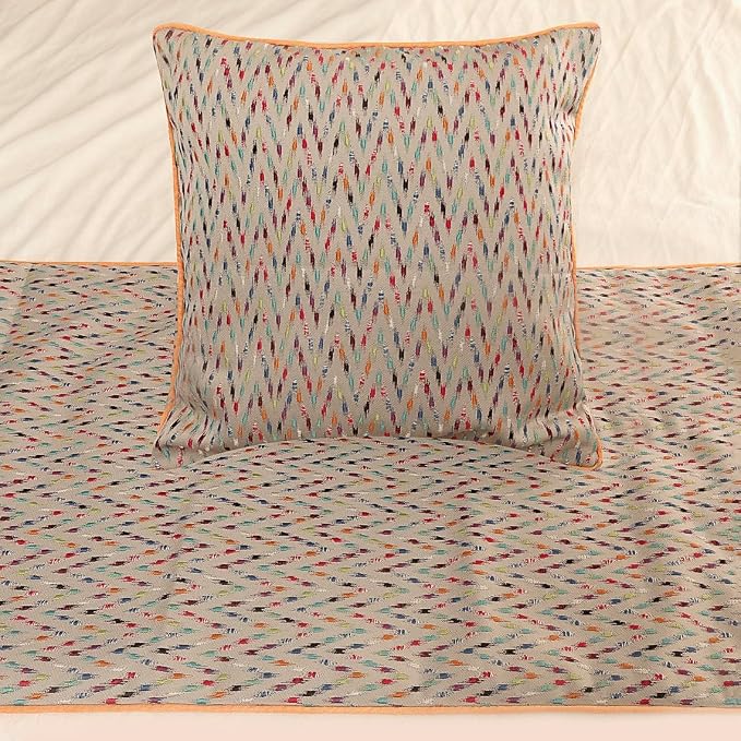 The HomeCentric King Queen Twin Beige & Multicolor Luxury King 90"x18" Bed - Image 4