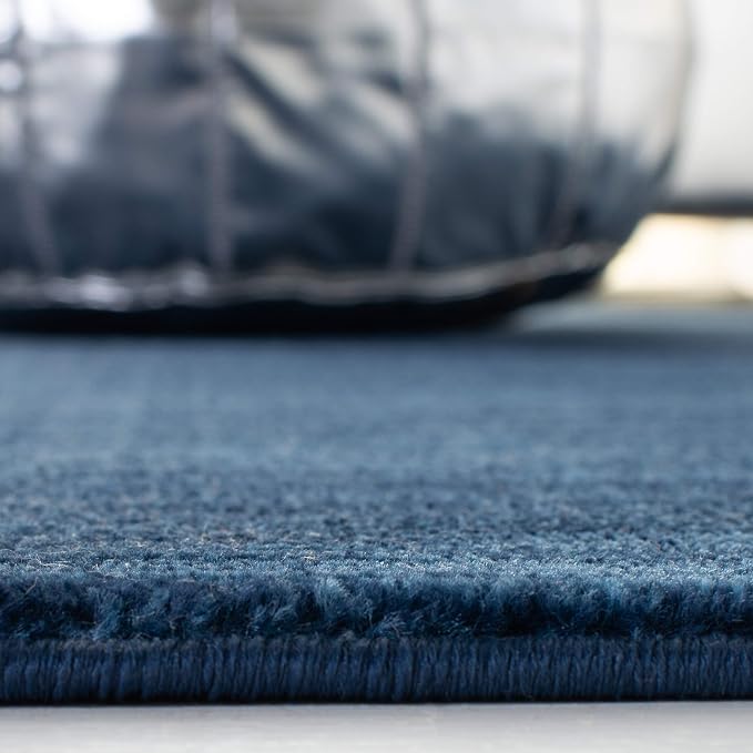 SAFAVIEH Vision Collection Runner Rug - Image 4