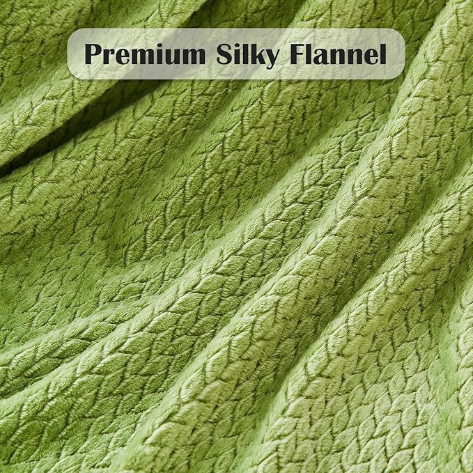 NEWCOSPLAY Super Soft King Blanket Green Premium Silky Flannel Fleece Leaves - Image 5
