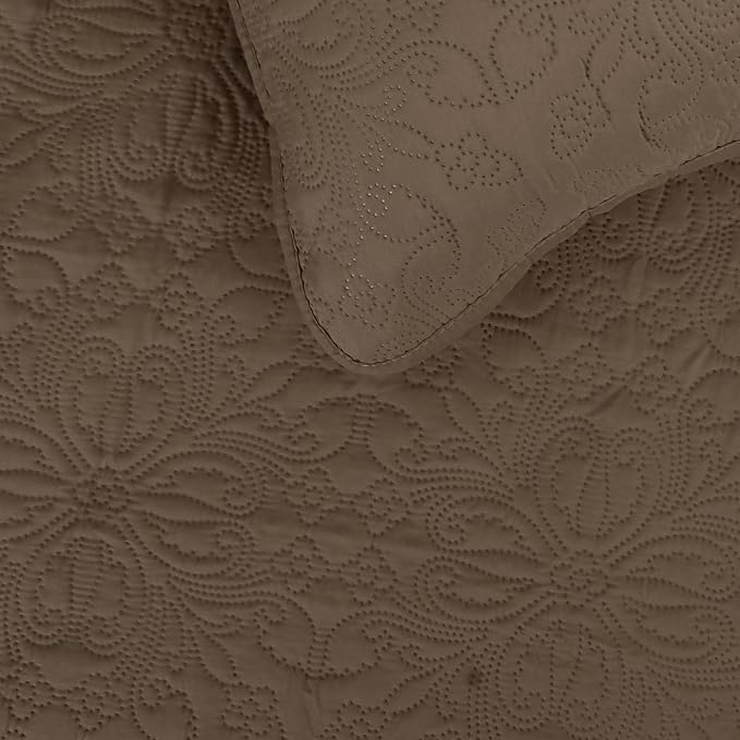 Easy-Going King Size Reversible Quilt Set - Image 3