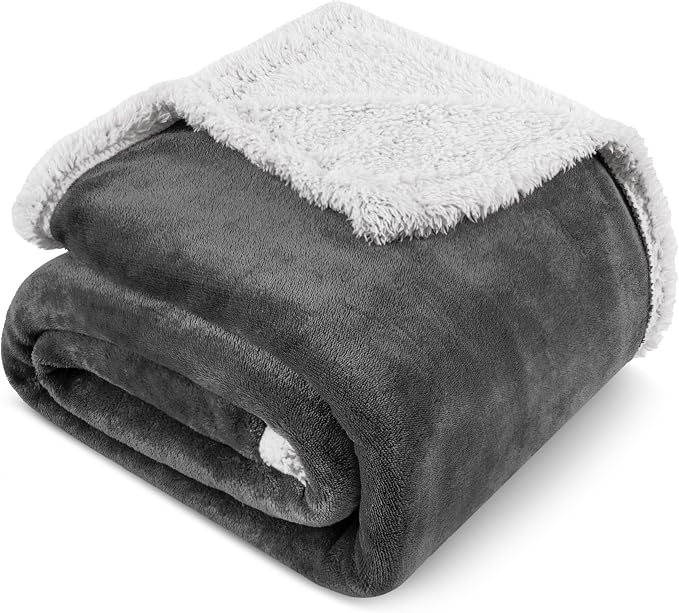 PAVILIA Sherpa Fleece Throw Blanket - Image 3