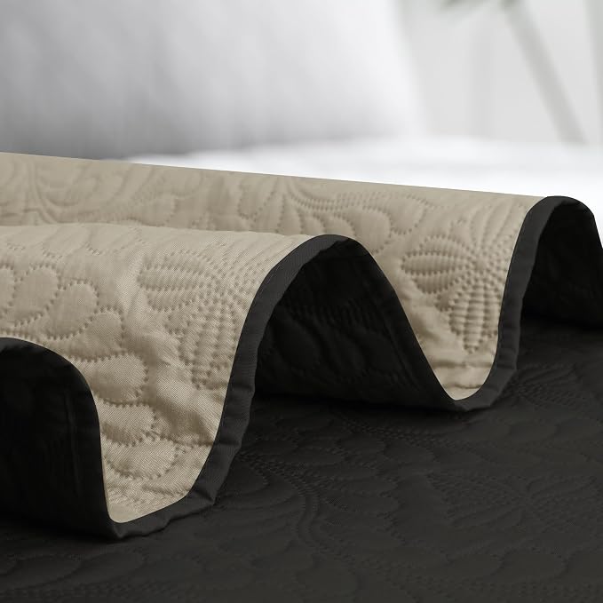Easy-Going Full/Queen Size Reversible Quilt Set - Image 7