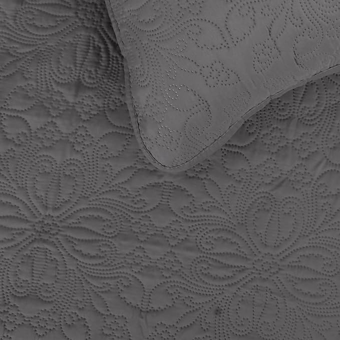 Easy-Going Full/Queen Size Reversible Quilt Set - Image 3