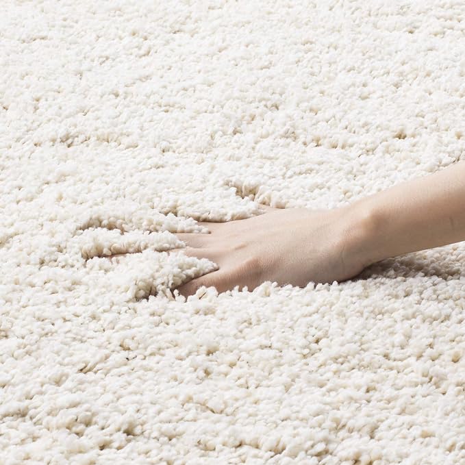 SAFAVIEH Milan Shag Collection Area Rug - Image 4