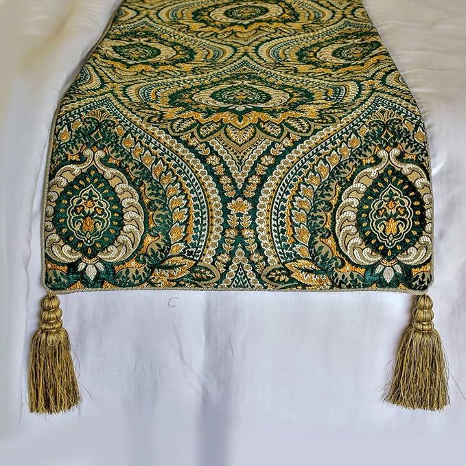 The HomeCentric King/Queen/Twin Green Luxury King 90"x18" Bed Runner - Image 3