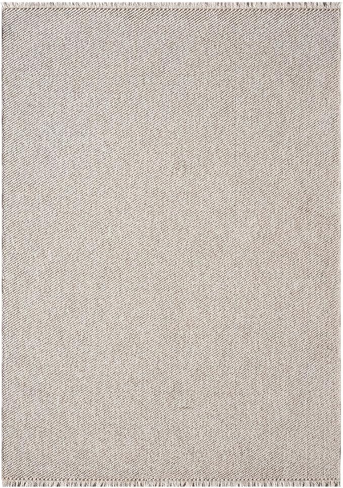 LUXE WEAVERS Solid Machine Woven Beige 5x7 Area Rug, Indoor Stain-Resistant - Image 3