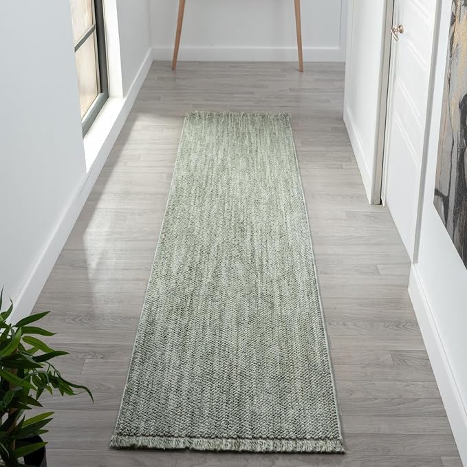 LUXE WEAVERS Solid Machine Woven Green 2x8 Area Rug, Indoor Stain-Resistant by LuxeWeavers