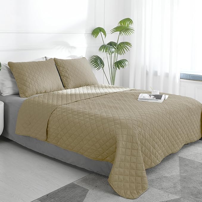 Easy-Going King Size Reversible Quilt Set by Easy-Going