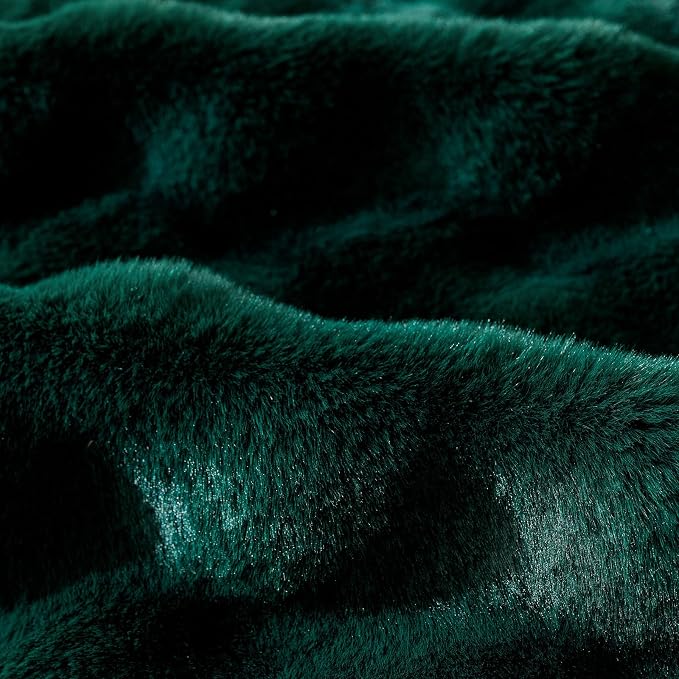Christmas Faux Fur Decorative Throw Pillow Cover Plush Thick Bubble Pillow - Image 4