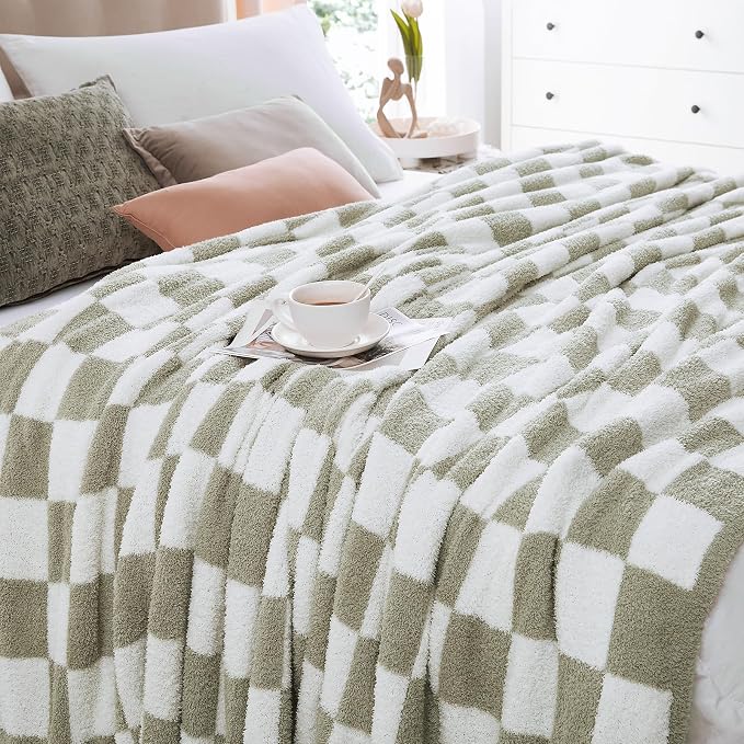 WRENSONGE Checkered Throw Blanket, Sage Green Soft Cozy Fluffy Warm Hand Made - Image 4