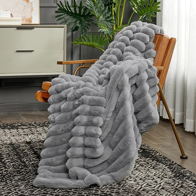 Cozy Bliss Faux Fur Throw Blanket - Image 4