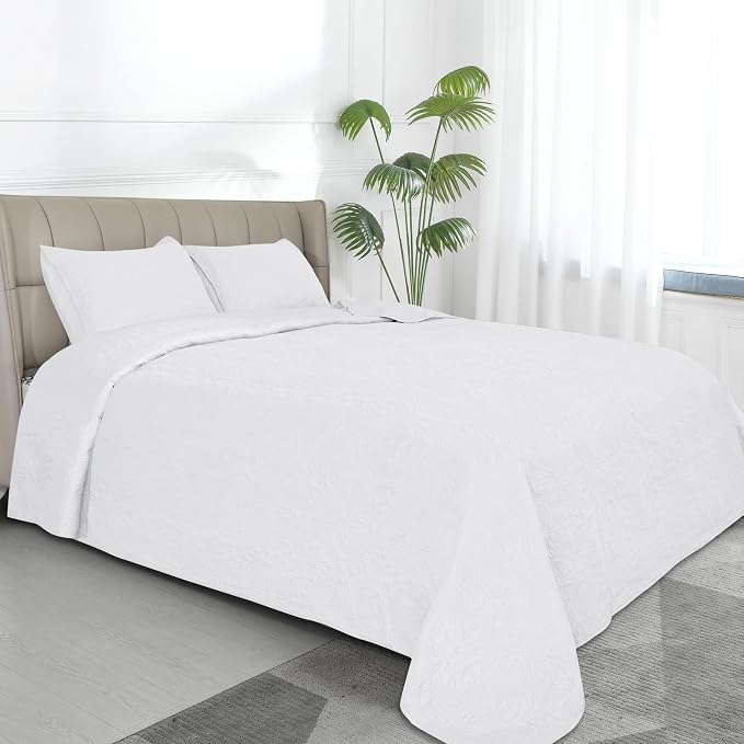 Easy-Going King Size Reversible Quilt Set by Easy-Going