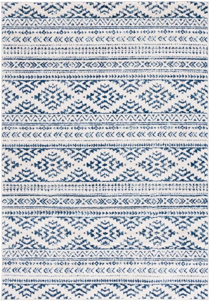 SAFAVIEH Tulum Collection Accent Rug by SAFAVIEH
