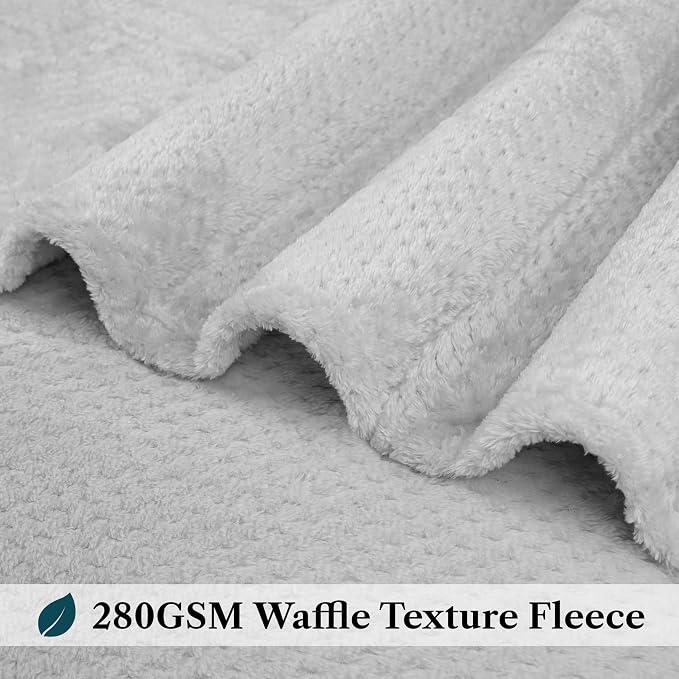 PAVILIA Light Gray Throw Blanket - Image 4