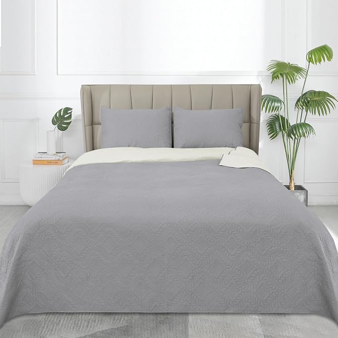 Easy-Going King Size Reversible Quilt Set - Image 2