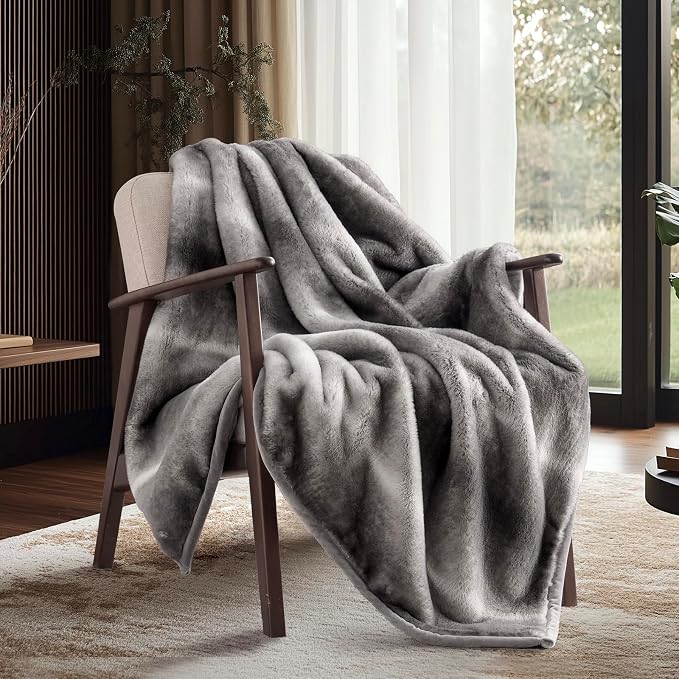 EVERGRACEHOME Ultra Soft Luxury Fluffy Mink Faux Fur Throw Blanket, Thick Warm - Image 4