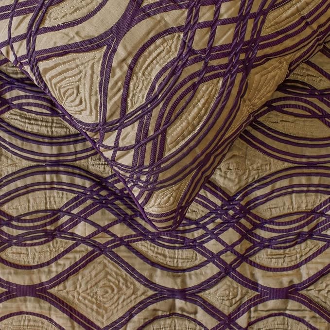 The HomeCentric King/Queen/Twin Plum Designer CA King 86"x18" Bed Runner - Image 2