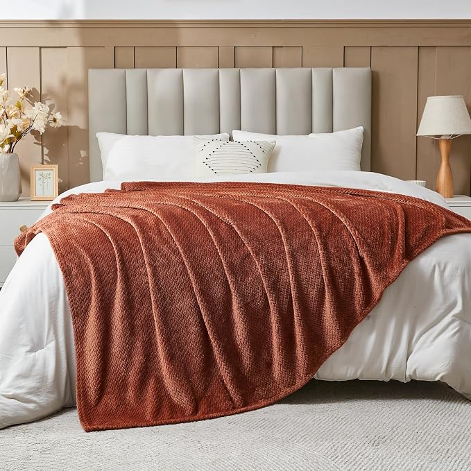 NEWCOSPLAY Super Soft Twin Blanket Coffee Premium Silky Flannel Fleece Leaves - Image 4