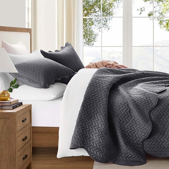 IR Imperial Rooms King Quilt Bedding Set Size + 2 Pillow Shams - Image 2